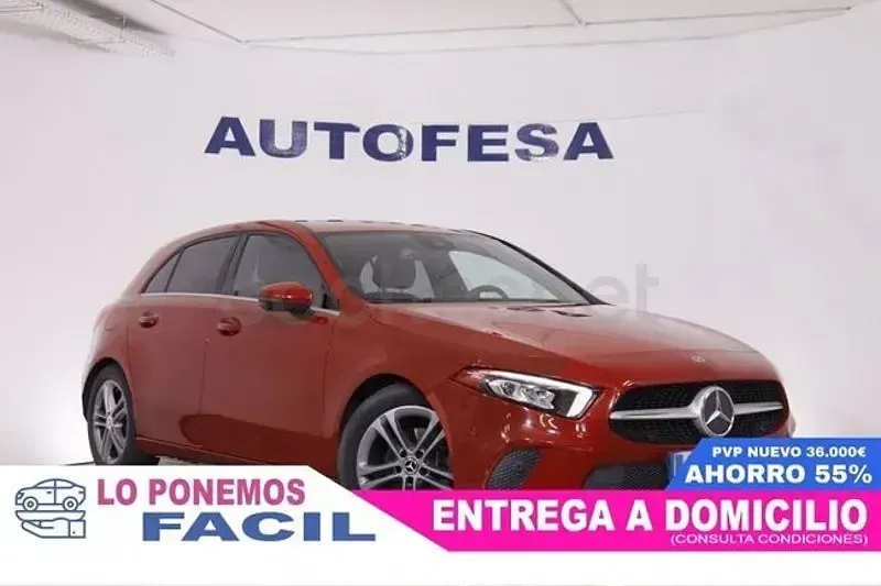 Usado Mercedes A180 116 CV (85 kW) 2019 Rojo Berlina