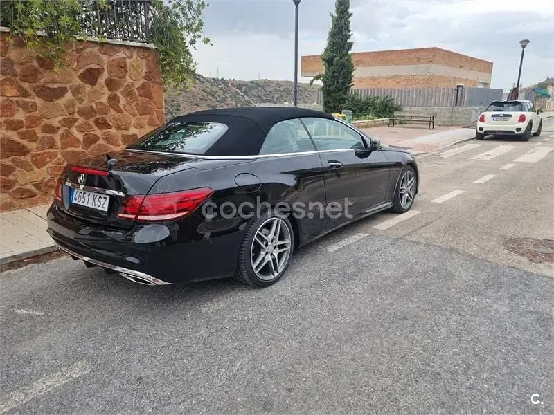 Usado Mercedes E400 333 CV (244 kW) 2014 Negro Descapotable