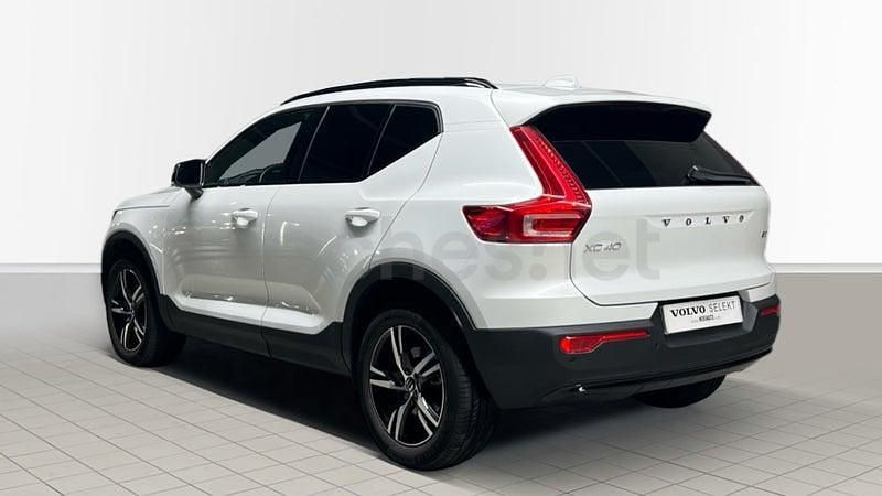 Usado Volvo XC40 Plus 163 CV (119 kW) 2025 Blanco SUV