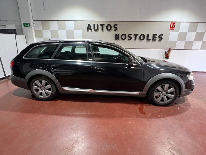 Usado Audi A6 Allroad 190 CV (139 kW) 2010 Negro Familiar