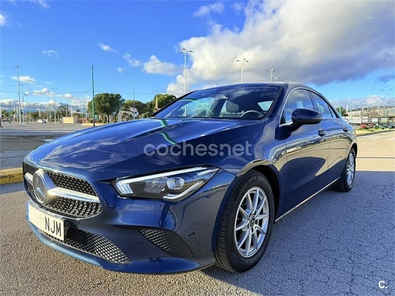 Usado Mercedes CLA200 150 CV (110 kW) 2020 Azul Berlina