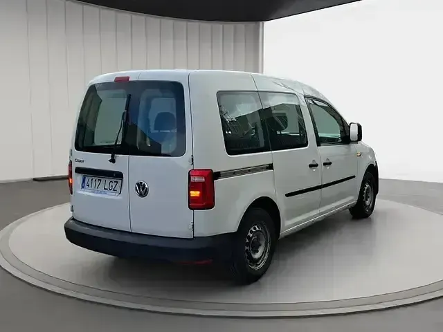 Usado VW Caddy Edition 102 CV (75 kW) 2020 Blanco Monovolumen
