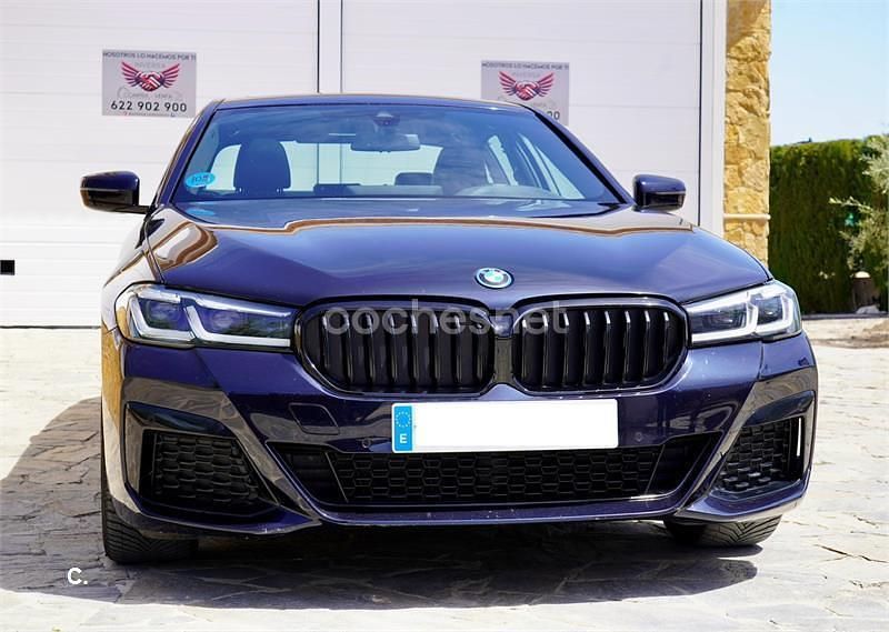 Usado BMW 530e Comfort Edition 292 CV (214 kW) 2022 Negro Berlina