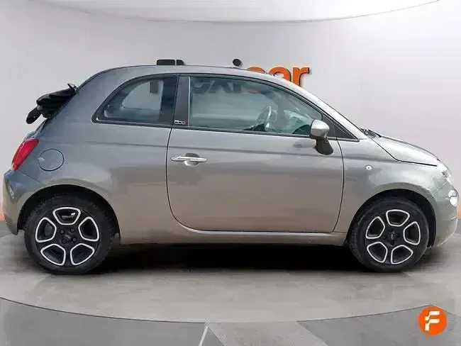 Usado Fiat 500 Club 70 CV (51 kW) 2023 Gris Utilitario