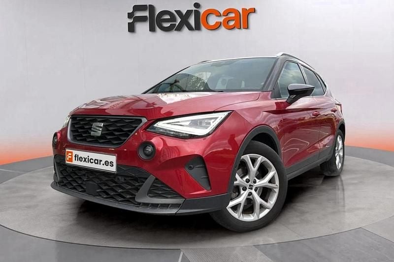 Usado Seat Arona FR 90 CV (66 kW) 2021 Rojo SUV
