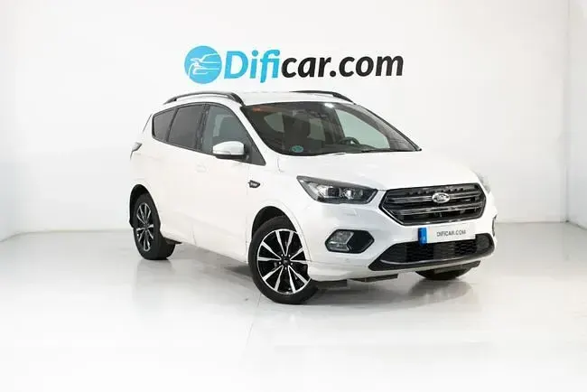Usado Ford Kuga ST-Line 150 CV (110 kW) 2017 Blanco SUV