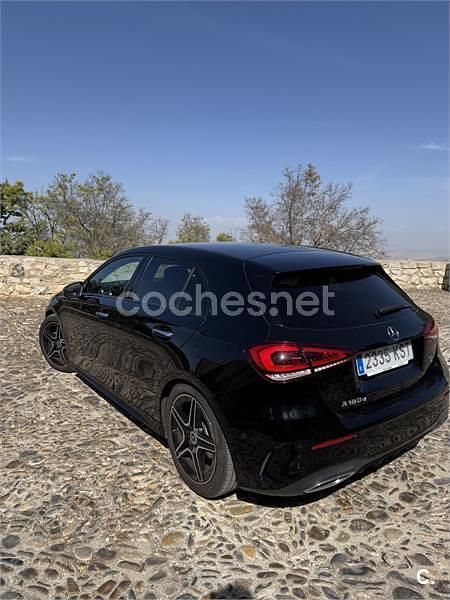 Usado Mercedes A180 109 CV (80 kW) 2019 Negro Berlina