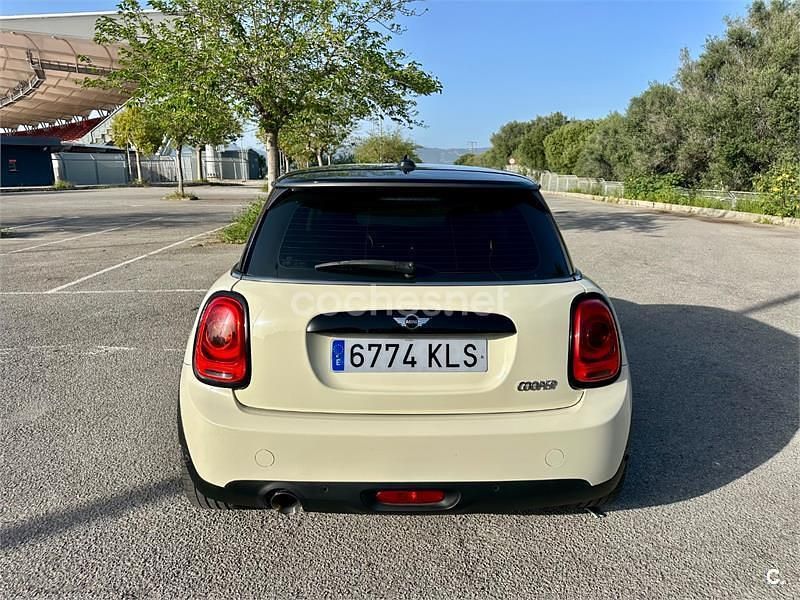 Usado Mini Cooper 136 CV (100 kW) 2018 Blanco Utilitario