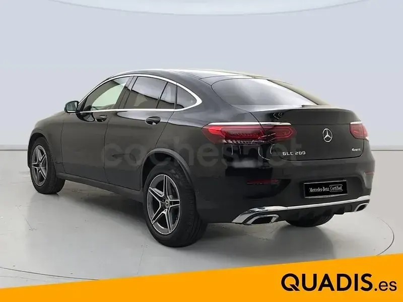 Usado Mercedes GLC200 197 CV (144 kW) 2022 Negro SUV