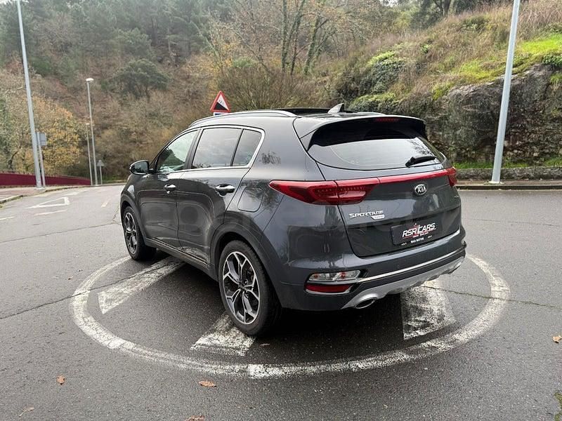 Usado Kia Sportage GT-Line 136 CV (100 kW) 2020 Gris / plata SUV