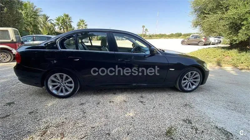 Usado BMW 320 177 CV (130 kW) 2011 Negro Berlina