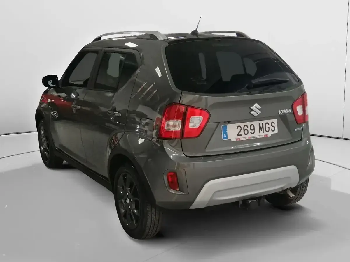 Usado Suzuki Ignis 83 CV (61 kW) 2023 Verde SUV