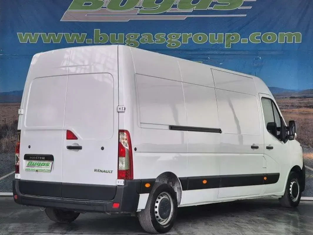Usado Renault Master 150 CV (110 kW) 2021 Blanco Monovolumen