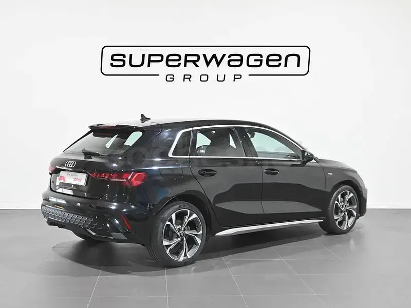 Usado Audi A3 S-Line 204 CV (150 kW) 2025 Negro Berlina