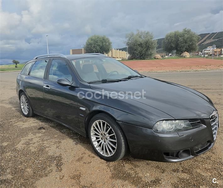 Usado Alfa Romeo 156 Progression 140 CV (102 kW) 2005 Gris / plata Familiar