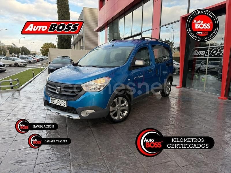 Usado Dacia Dokker Ambiance 116 CV (85 kW) 2015 Azul Monovolumen