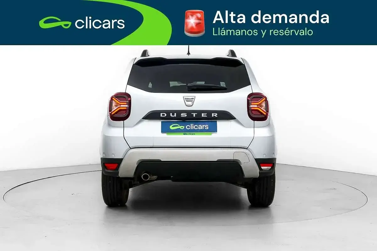 Usado Dacia Duster Expression 116 CV (85 kW) 2022 Gris SUV