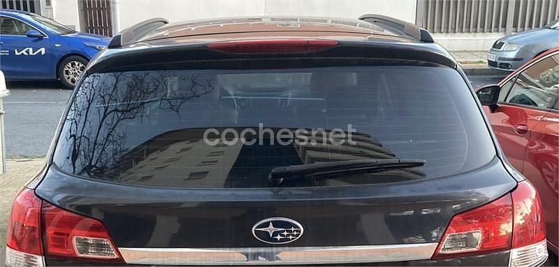 Usado Subaru Outback 150 CV (110 kW) 2013 Azul Familiar