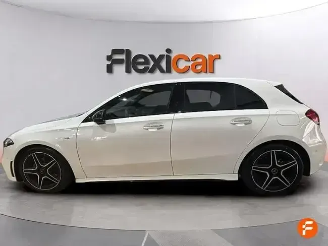 Usado Mercedes A180 116 CV (85 kW) 2022 Blanco Berlina