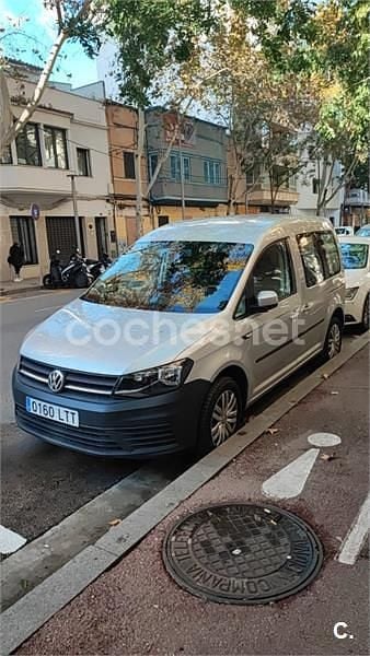 Usado VW Caddy Trendline 150 CV (110 kW) 2018 Gris / plata Monovolumen