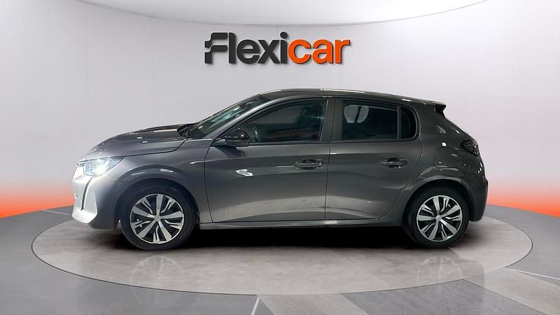 Usado Peugeot 208 Active 102 CV (75 kW) 2023 Gris Utilitario
