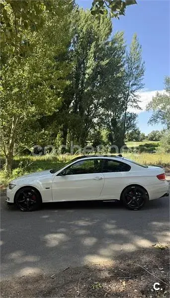 Usado BMW 320 177 CV (130 kW) 2007 Blanco Coupe