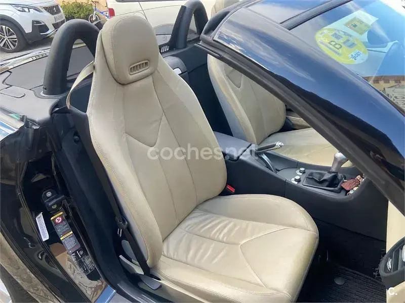 Usado Mercedes SLK200 163 CV (119 kW) 2004 Negro Descapotable