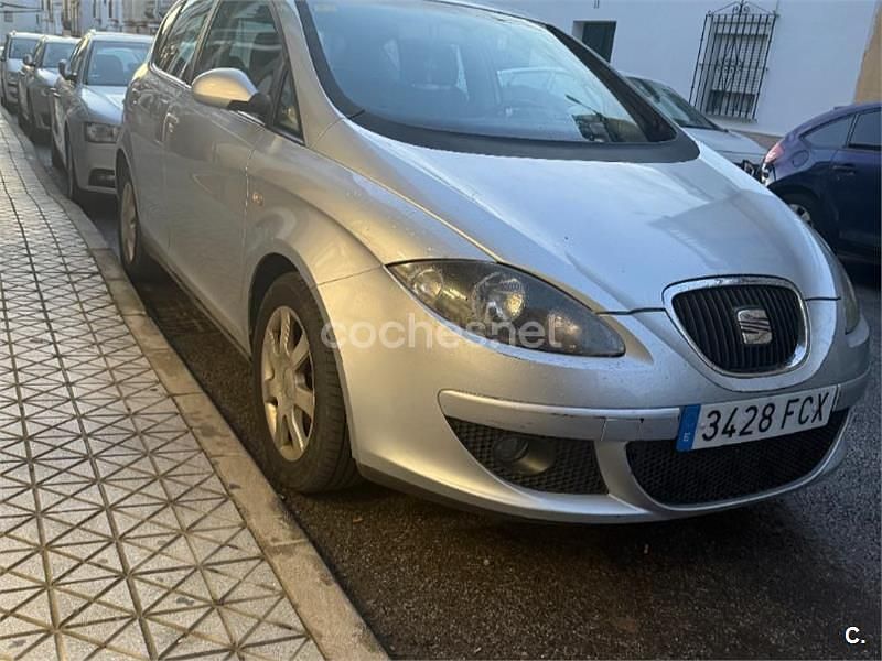 Usado Seat Altea Stylance 140 CV (102 kW) 2006 Blanco Monovolumen
