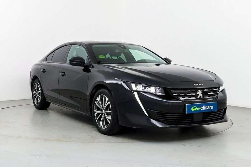 Usado Peugeot 508 Allure 131 CV (96 kW) 2022 Negro Berlina