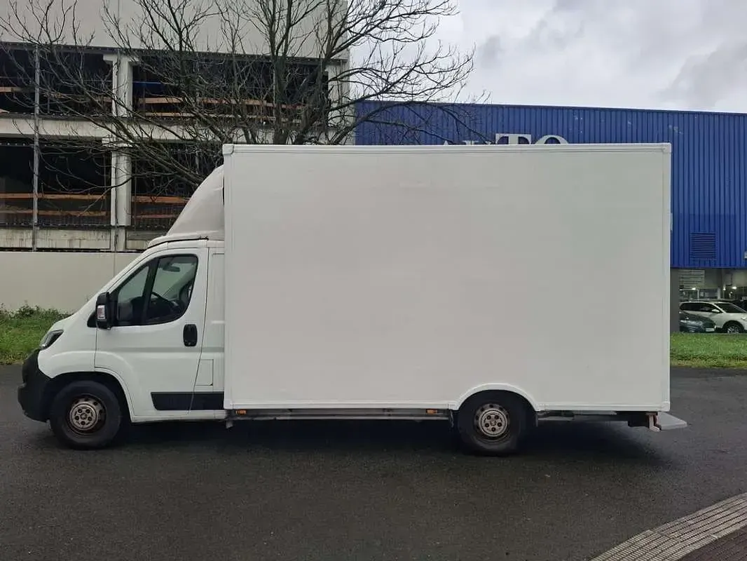 Usado Peugeot Boxer S 139 CV (102 kW) 2020 Blanco Van