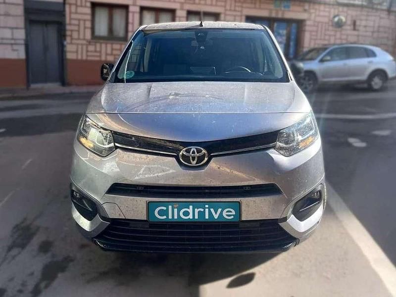 Usado Toyota Proace Active 131 CV (96 kW) 2022 Gris Monovolumen