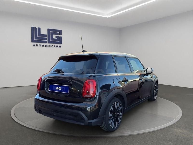 Usado Mini Cooper 136 CV (100 kW) 2023 Negro Utilitario