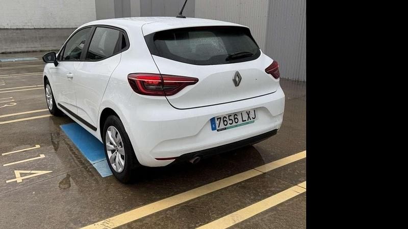 Usado Renault Clio Business 91 CV (66 kW) 2022 Blanco Utilitario