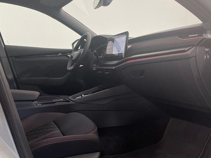 Usado Skoda Octavia RS 265 CV (194 kW) 2025 Gris