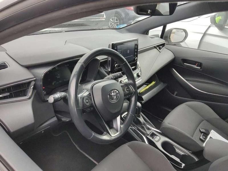 Usado Toyota Corolla Active 122 CV (89 kW) 2022 Blanco Familiar