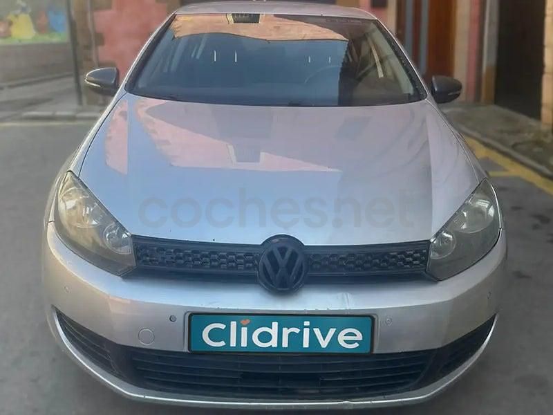 Usado VW Golf VI Advance 105 CV (77 kW) 2011 Gris / plata Utilitario