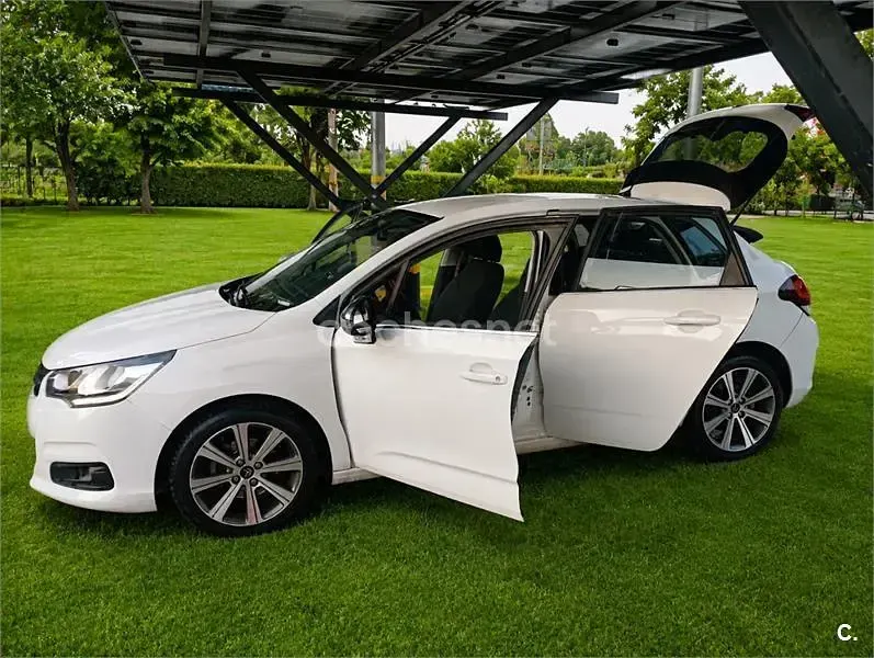 Usado Citroën C4 PureTech 130 CV (95 kW) 2017 Blanco Berlina