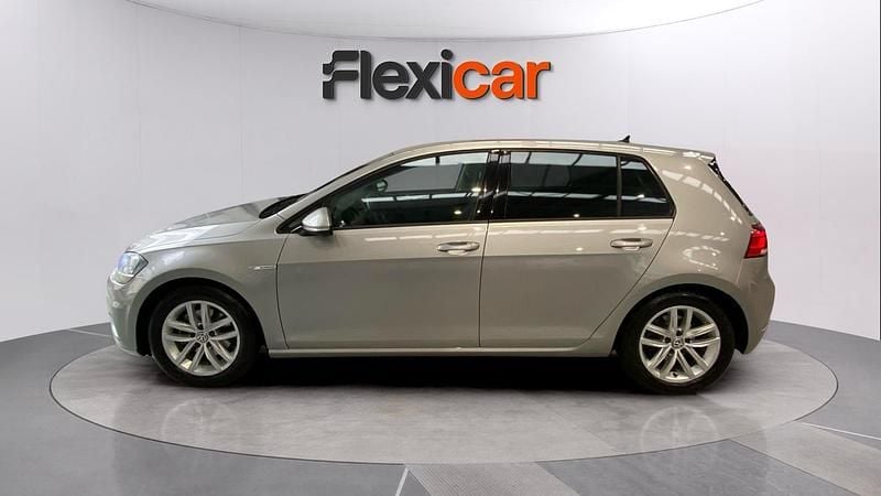 Usado VW Golf VII Advance 150 CV (110 kW) 2019 Gris Berlina