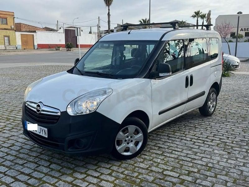 Usado Opel Combo Life Expression 100 CV (73 kW) 2018 Blanco Monovolumen