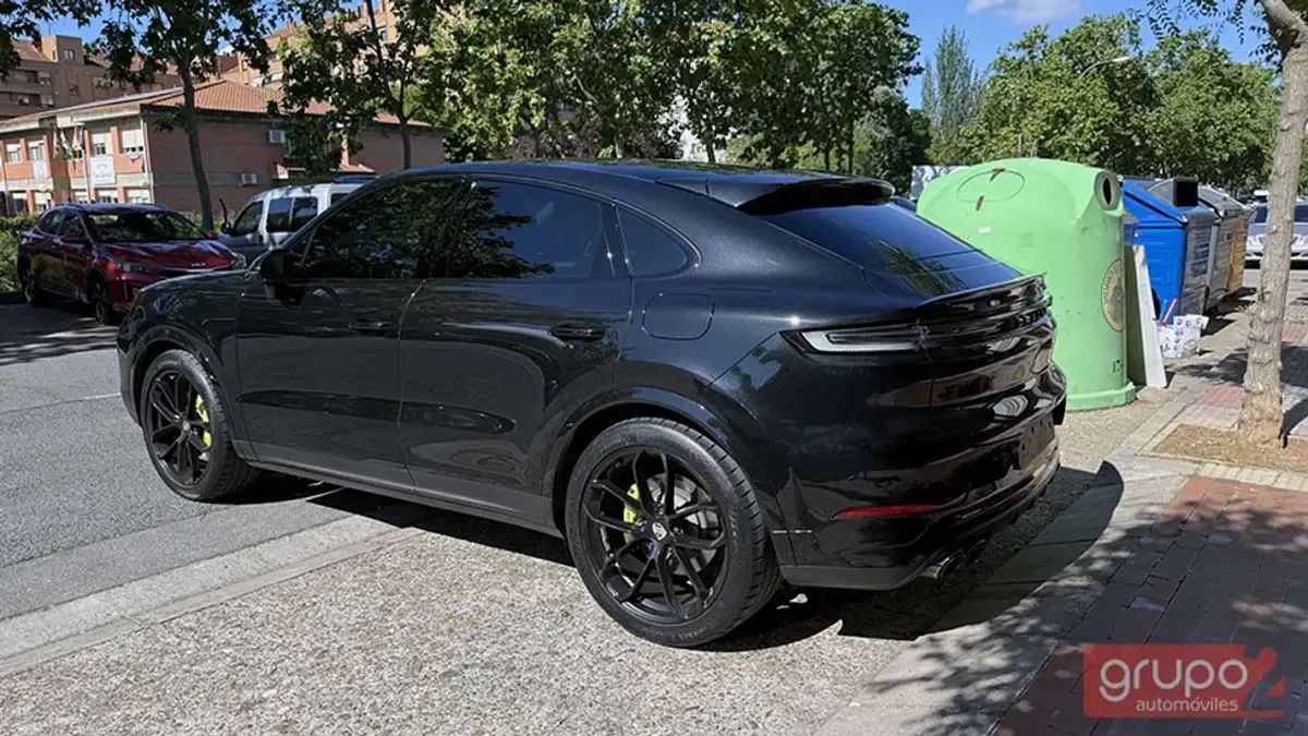 Usado Porsche Cayenne 470 CV (345 kW) 2024 Negro SUV