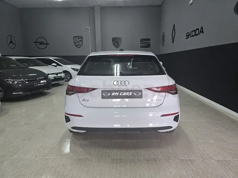 Usado Audi A3 Advanced Plus 150 CV (110 kW) 2020 Blanco Berlina
