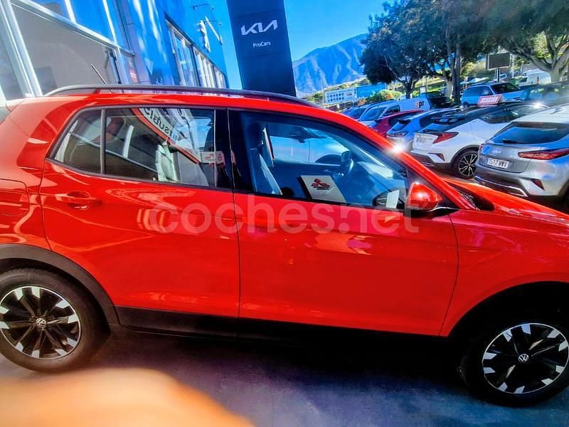 Usado VW T-Cross Advance 95 CV (69 kW) 2021 Granate SUV
