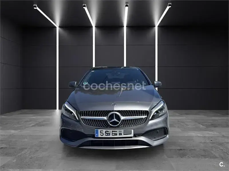 Usado Mercedes A200 136 CV (100 kW) 2018 Gris / plata Berlina