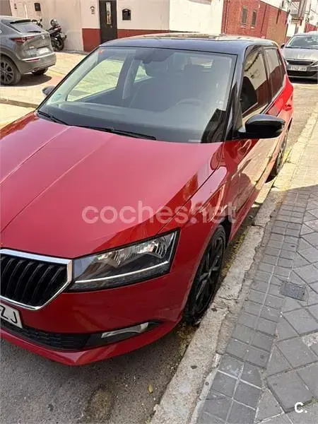 Usado Skoda Fabia 95 CV (69 kW) 2019 Rojo Utilitario
