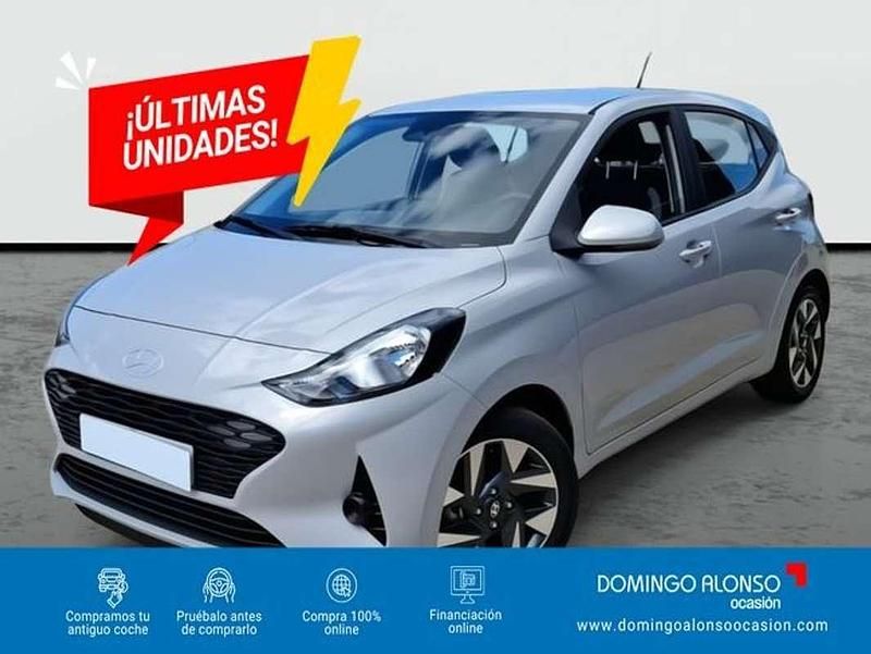Gris Nuevo 2025 Hyundai i10 Utilitario | 15.190 € (Precio justo) - Imagen 1/4