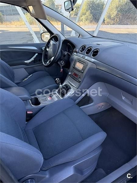 Usado Ford S-MAX Trend 140 CV (102 kW) 2008 Negro Monovolumen