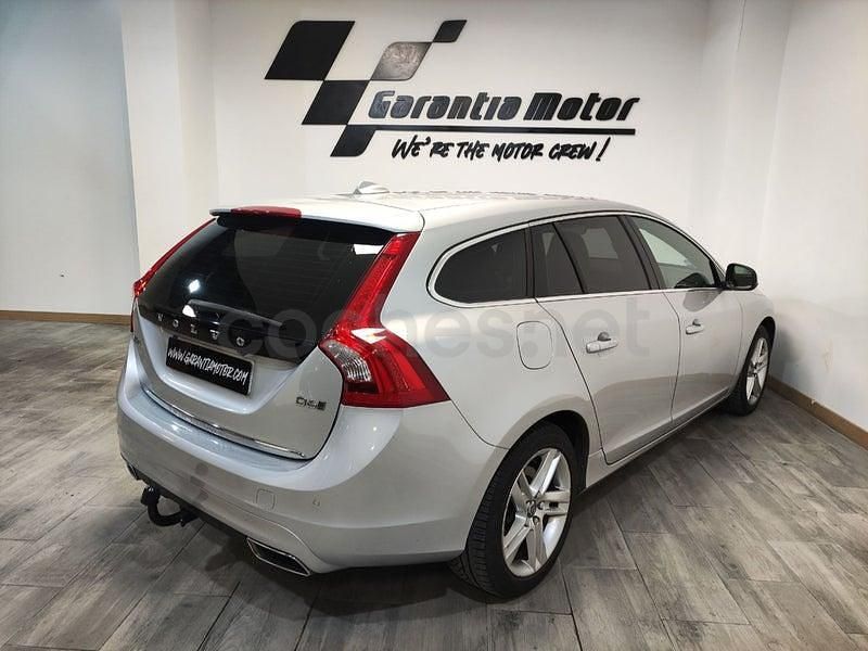 Begagnad Volvo V60 Summum 231 HK (169 kW) 2016 Grå Kombi