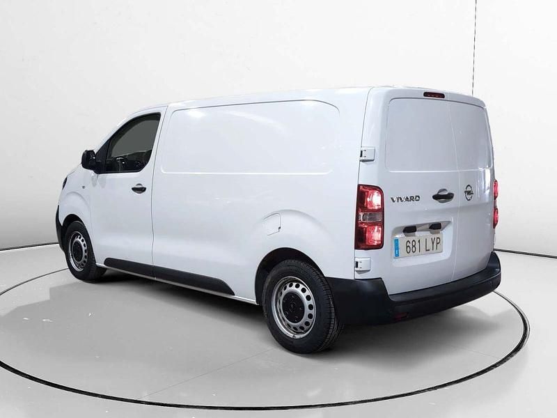 Usado Opel Vivaro 102 HP (75 kW) 2022 Branco Monovolume