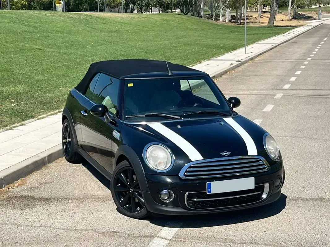 Usado Mini Cooper D Cabriolet 112 CV (82 kW) 2013 Negro Descapotable