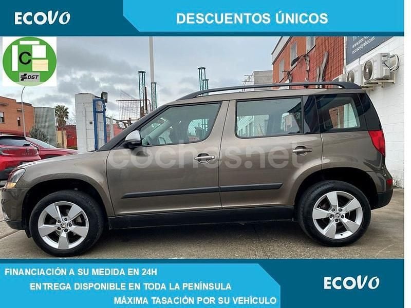 Usado Skoda Yeti Ambition 110 CV (80 kW) 2016 Marrón SUV